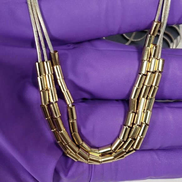 Stunning Women's Dual-Tone Layered Snake Bugle Beaded Necklace – 18" Adjustable - Picture 4 of 7